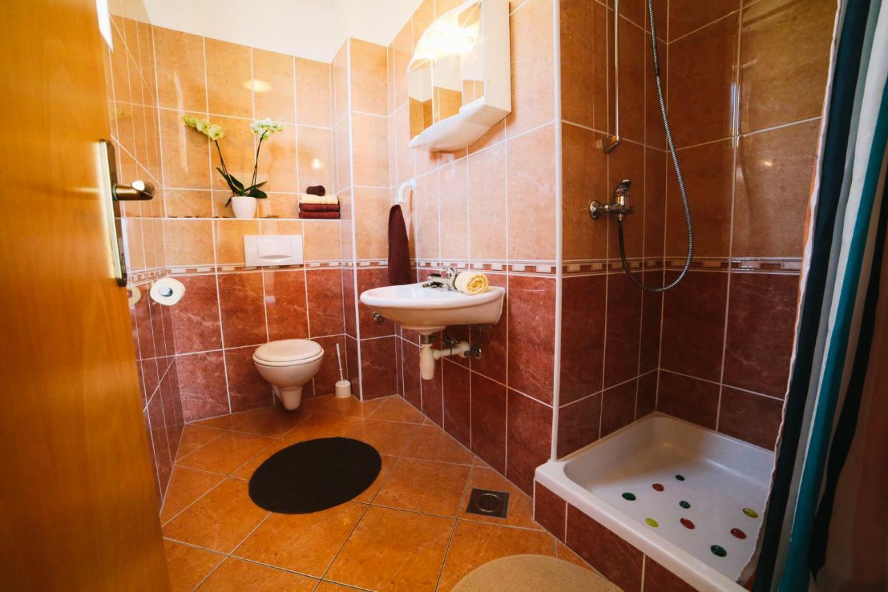 Villa Brigita 오미스 외부 사진